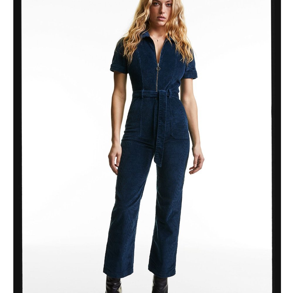 ARITZIA |  THE JERRY ZIP FRONT JUMPSUIT Never Worn